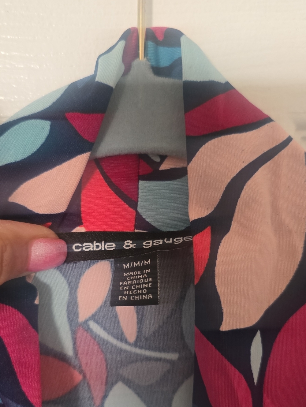 Cable & Gauge Multicolor Leaf-Print Blouse 3/4 Sleeves Medium NWOT - Picture 3 of 7